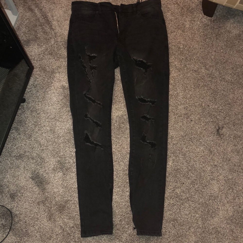 Black Fashion Nova Men Skinny ripped jeans